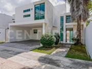 Casa en Venta en Algarrobos, Mérida, Yucatán