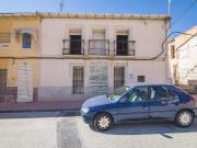 Casa en venta en Algueña. CASA DE DOS PLANTAS CON...