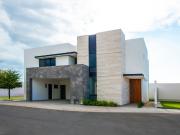 CASA EN VENTA EN ALMERAS RESIDENCIAL EN TORREON