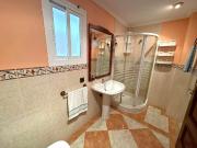 Casa en venta en Almuradiel. Casa en venta en...