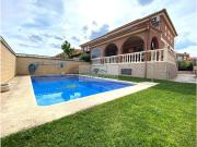 Casa en Venta en Alovera