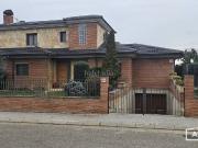 Casa en venta en Alpicat. Chalet unifamiliar aislado,...