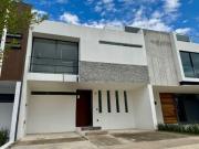 Casa en Venta en Altanza, Solares