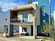 CASA EN VENTA EN ALTARA RESIDENCIAL