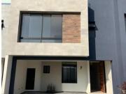 Casa en Venta en Altara Residencial, San Pedro Cholula,...