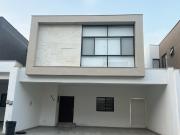 CASA EN VENTA EN ALTARES RESIDENCIAL