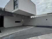 CASA EN VENTA EN ALTARES RESIDENCIAL CARRETERA NACIONAL