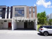 Casa en Venta en Altares Residencial, Santiago Nuevo León