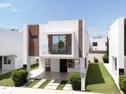Casa en venta en Altaria Residencial, Mexicali, Baja...