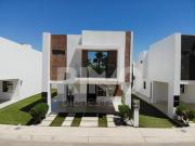 Casa en venta en Altaria Residencial, Mexicali, Baja...
