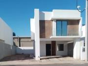 Casa en venta en Altaria Residencial, Mexicali, Baja...