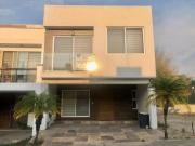 CASA EN VENTA EN ALTAVISTA RESIDENCIAL