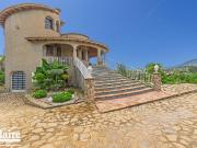 Casa en venta en Altea, Altea Ciudad. Finca rústica con...