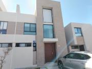 CASA EN VENTA EN ALTOS JURIQUILLA CON ROOF GARDEN