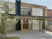 CASA EN VENTA EN ALTOZANO