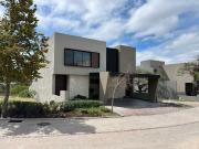 CASA EN VENTA EN ALTOZANO