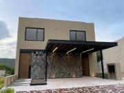 Casa en venta en Altozano el Nuevo Querétaro