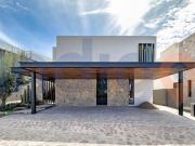 CASA EN VENTA EN ALTOZANO EN CONDOMINIO RÍO