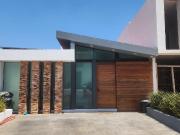 Casa en Venta en Altozano, Fraccionamiento privado