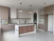 Casa en Venta en Altozano, Hermosa Casa con Acabados de Lujo