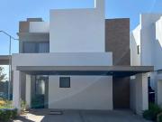 Casa en venta en Altozano la Nueva Laguna, Gómez...