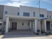 Casa en venta en Altozano la Nueva Laguna, Gómez...