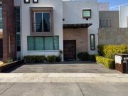 Casa en Venta en Altozano, Morelia