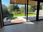 CASA EN VENTA EN ALTOZANO privada RÍO.2