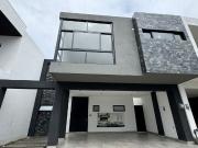 Casa en venta en Amorada Privada Residencial, Santiago,...