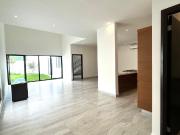 CASA EN VENTA EN AMORADA, zona CARRETERA NACIONAL