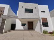 Casa en venta en Ampliación Senderos, Torreón, Coahuila...