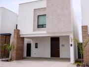 Casa en venta en Ampliación Senderos, Torreón, Coahuila...