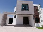 Casa en venta en Ampliación Senderos, Torreón, Coahuila...
