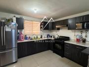 Casa en Venta en Anáhuac Campoamor muy cerca del parque