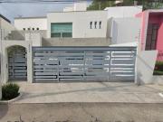 Casa en venta en Antonio Valeriano, Chapalita, 44500...