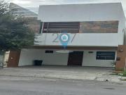 Casa en Venta en Apodaca equipada