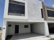 CASA EN VENTA EN APODACA VILLAS COLONIALES
