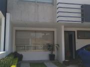 CASA EN VENTA EN AQUA, ZONA ESMERALDA