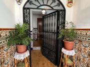 Casa en venta en Aracena. Venta vivienda con terreno en...