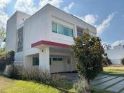 Casa en venta en Arauca 1 zona Real Zapopan