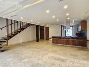 Casa en venta en Arbolada junto ?rea verde, con alberca