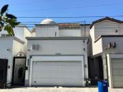 RMC CASA EN VENTA EN ARBOLEDAS DE LINDA VISTA EN...