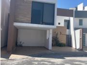 Casa en venta en Arboledas de Loma Bella, Puebla, Puebla