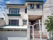 Casa en venta en Arboledas, Sierra Himalaya