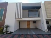 Casa en Venta en Arboreto, Zona Forjadores, Periférico