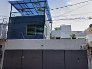 Casa En Venta En Arcos Poniente, Jardines del Sur, CDMX