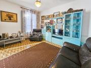 Casa en venta en Arenys de Munt. Casa esquinera con...