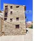 Casa en venta en Ares del Maestre. Casa rural de piedra...