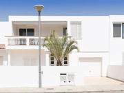 Casa en venta en Arona, Costa del Silencio. Se vende en...