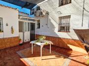 Casa en venta en Arroyomolinos de León. Casa de pueblo...